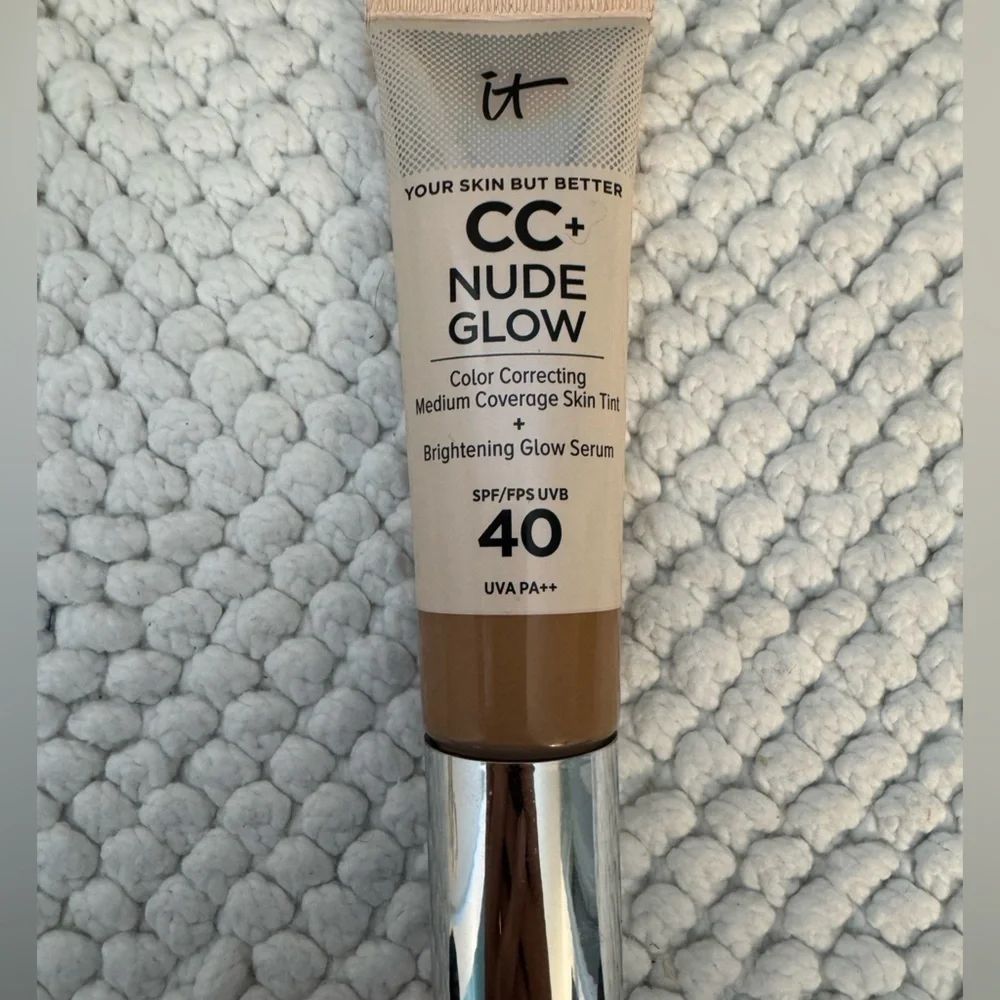 IT Cosmetics CC+ Nude Glow Skin Tint - Tan SPF 40 UVA